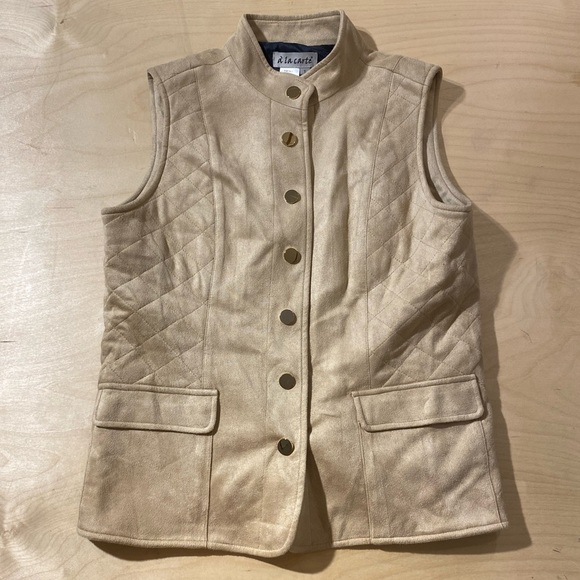 A La Carte Sleeveless Vest Small (FQ) - Picture 1 of 12